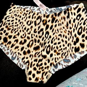 NWT Victoria’s Secret Brief/slip.
